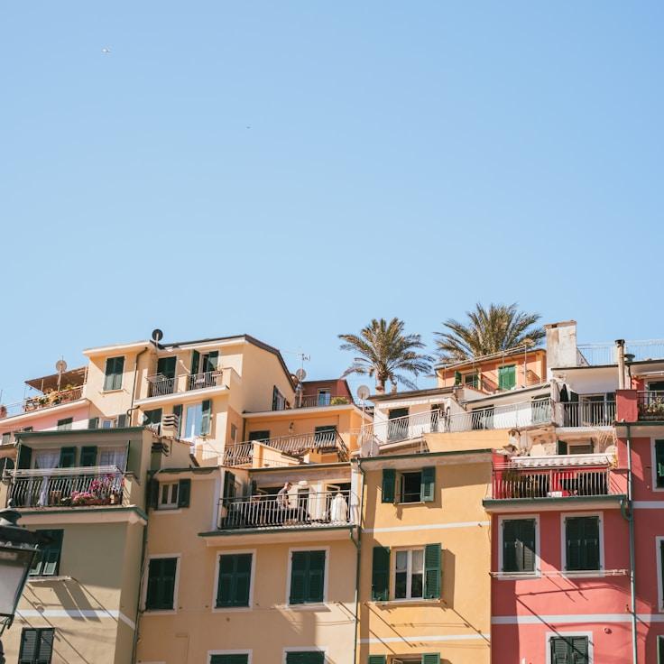 Family terraces and cafés for calm evenings in Porto